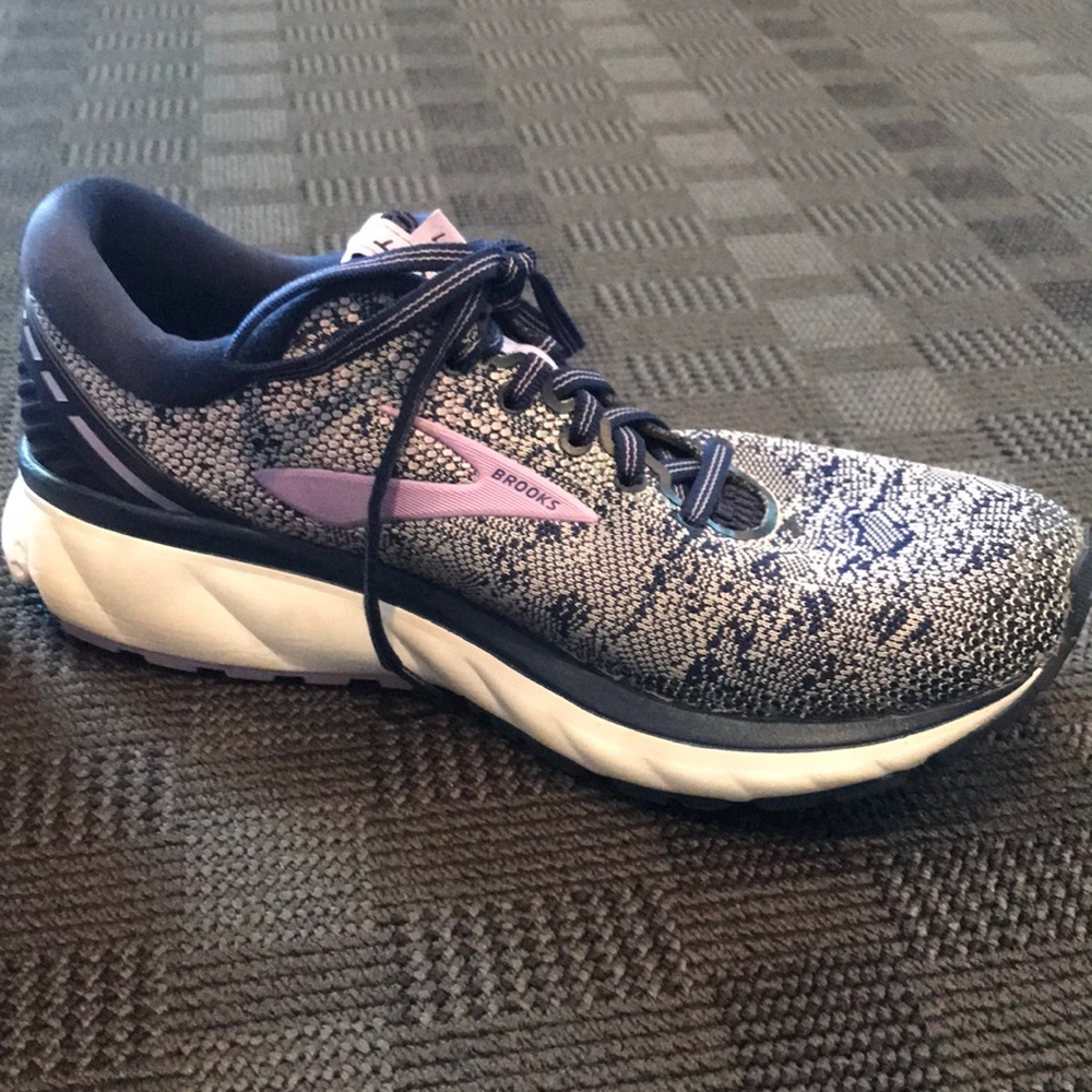 Brooks Ghost 11 Running Shoes